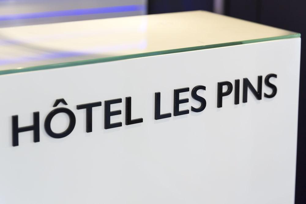 Logis Hotel Les Pins - Operalia Balaruc-les-Bains Exterior photo