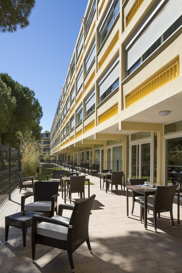 Logis Hotel Les Pins - Operalia Balaruc-les-Bains Exterior photo